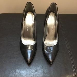 Black Vintage Leather Pumps Size 8.5